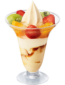 フルーツプリンパフェの画像